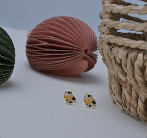 Aretes | Broqueles Vaca VAROURO Oro Sólido 10k Piercing + Estuche.