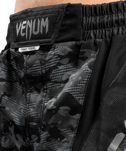 Short De Mma Venum Defender UFC - Camo Oscuro