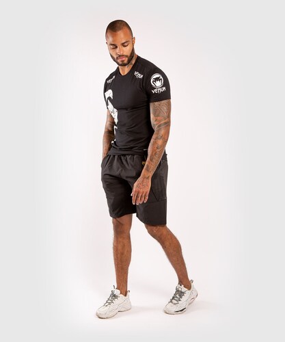 Playera Venum Giant MMA BLK