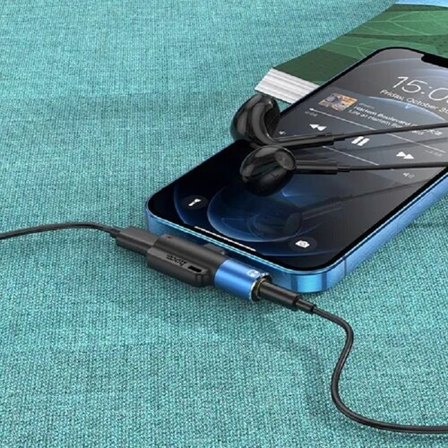 Adaptador  3.5mm Auxiliar Y Carga Para iPhone