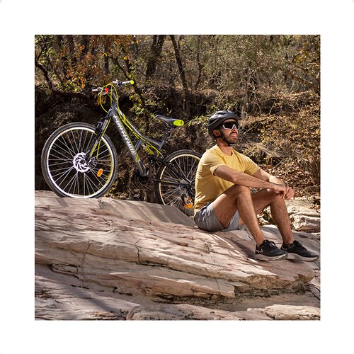 Bicicleta De Montaña Apache Fortitude R26 18 Velocidades Freno Disco Delantero  Suspensión 150mm