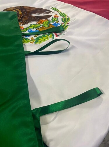 Bandera de México doble tela de Razo 60x1.05 bordado en colores