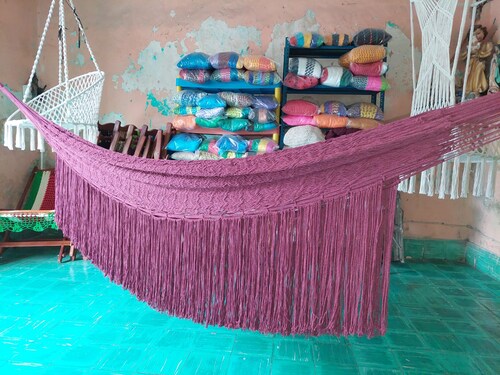 Hamaca de Algodón Modelo Tulum Color Vino.