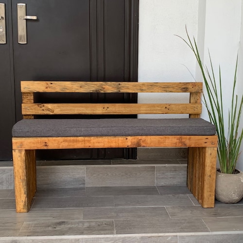 Banca de Jardín con Respaldo y Cojín, Estilo Vintage, para Interior ó Exterior. Muy Resistente y Durable.