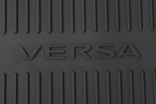 Tapete Cajuela Uso Rudo Original Nissan Versa 20-21