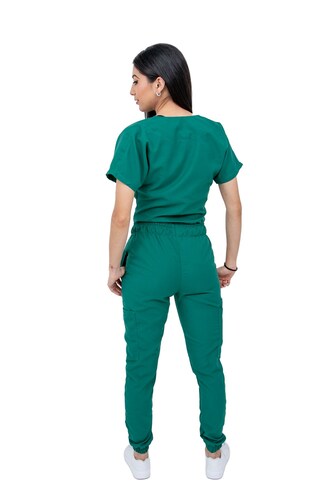 Pijama Quirúrgica Verde Jade Jogger Antifluidos Dama