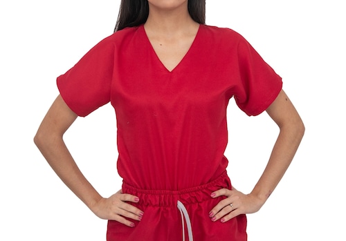 Pijama Quirúrgica Roja Jogger Antifluidos Dama