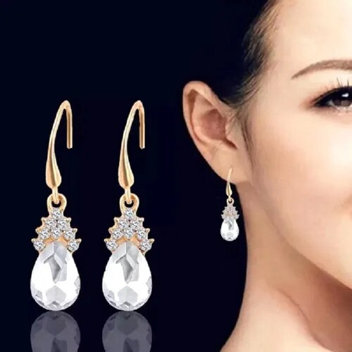 Juego De Collar Y Aretes Con Diamantes Plateado
