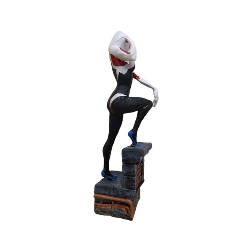 GWEN STACY FIGURA COLECCIONABLE  
