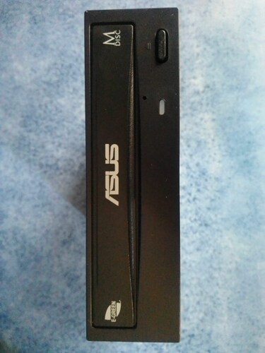 Quemador DVD ASU DRW-24F1ST/BLK/B/GEN/P2G INTERNO NEGRO PC GABIENTE DISCO LECTOR SATA JUEGO GAMER