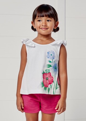 Conjunto camiseta y short flores marca Mayoral para niña