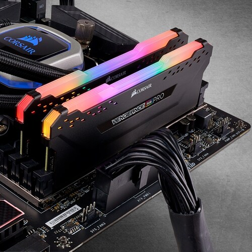 Memorias Ram DDR4 Corsair Vengeance RGB PRO 3600MHz 16GB PC4-28800 Kit 2x8 Negras CMW16GX4M2D3600C18.