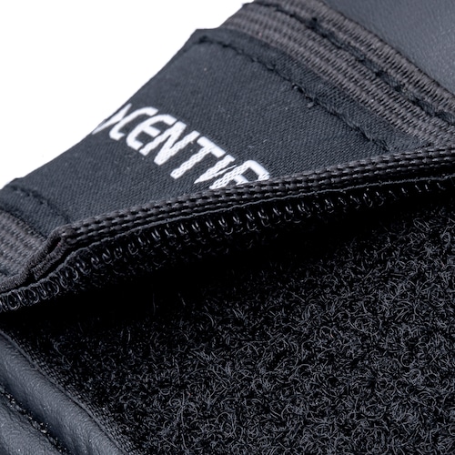 Nudilleras Century Unisex Karate Negro Mitts 1133BLK.