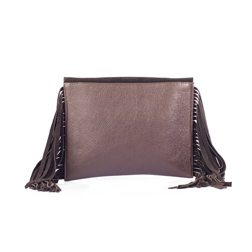 Bolso tipo Crossbody  A ÁNGELOZANO de Piel Vacuna adornada con corte laser Modelo Aurora