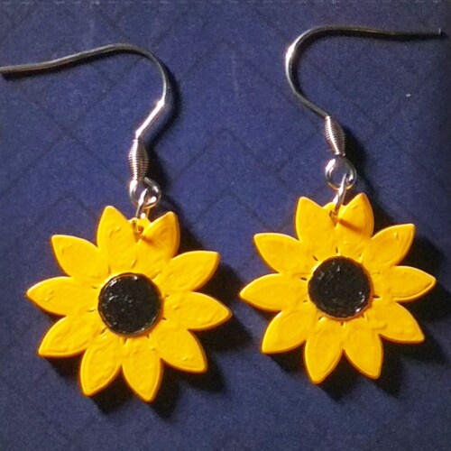 BitBlast Studio Set 2 Pares Aretes Artesanales para Dama en Impresión 3D Mariposas y Girasoles