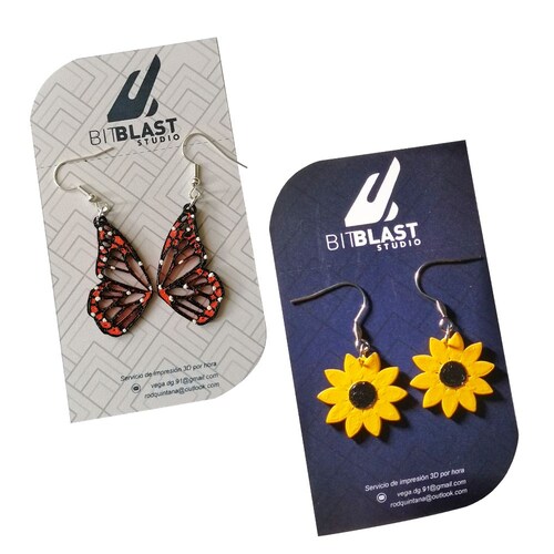 BitBlast Studio Set 2 Pares Aretes Artesanales para Dama en Impresión 3D Mariposas y Girasoles
