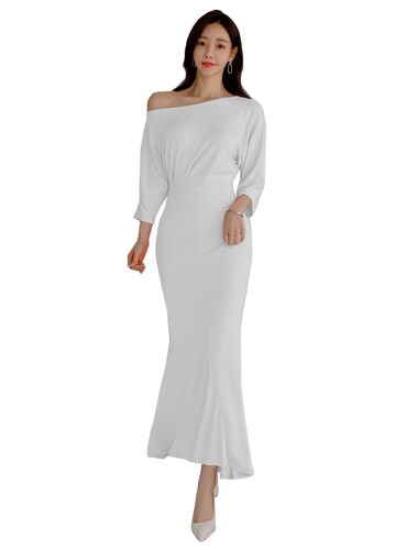 Vestido asimetrico corte coreano manga tres cuartos