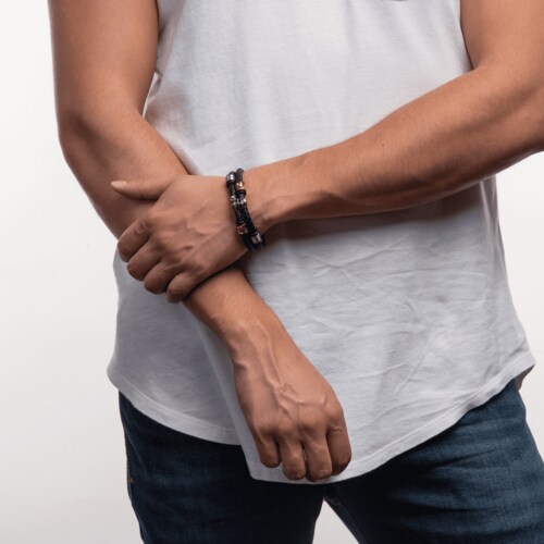 LUCKMAN Pulsera Hombre de Calavera , Acero Inoxidable con Baño de Oro 18k y Color Plata, Brazalete de Cuero Piel Vegana y Broche Magnético - Modelo Mason