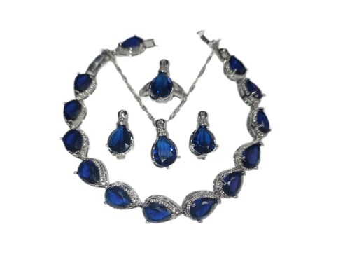 Joyería Fina Baño De Plata .925 Con Piedra de Zirconia Diseño de Gota