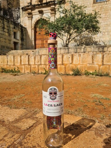 Mezcal Artesanal Laca Laca 100% Agave Espadín Joven 750ml