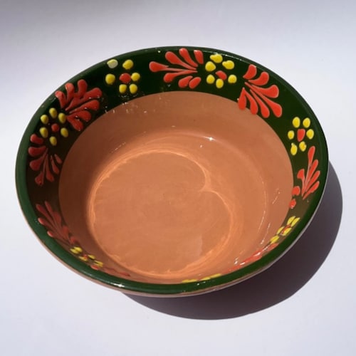 Set de 8 platos pozoleros verdes, elaborados en Barro.