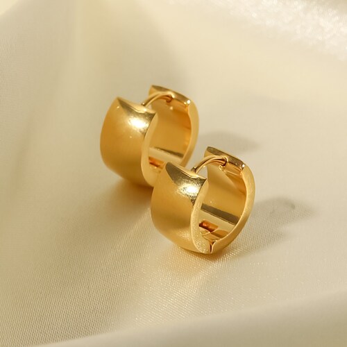 Arete Pendiente Aro Acero Inoxidable Color Dorado Moda Mujer