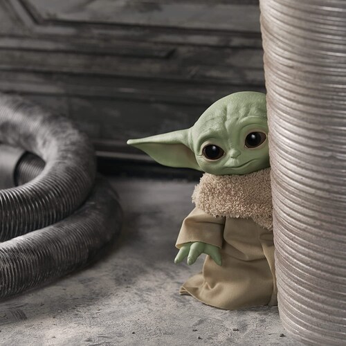 Baby Yoda Star Wars The Child Talking Plush Toy.