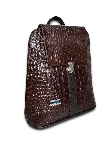 Bolsa dama tipo mochila manos libres Piel Genuina grabado Lagarto