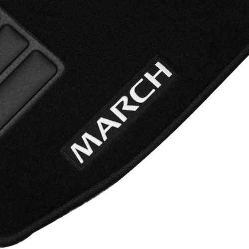 Tapetes De Uso Rudo Originales Nissan March 2020-2021.
