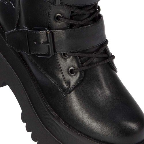 Bota para Mujer estilo Militar con Plataforma y Ajuste de Cordones color Negro, marca Goodyear. 993361