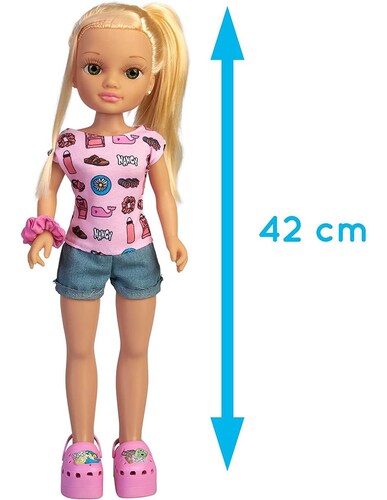 Famosa Muñeca Nancy Un Día En Roller Shoes