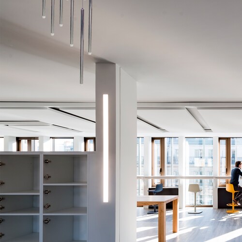 lampara colgante led minimalista luciernagas  8 luces LED escalera descendente (Luz fria).