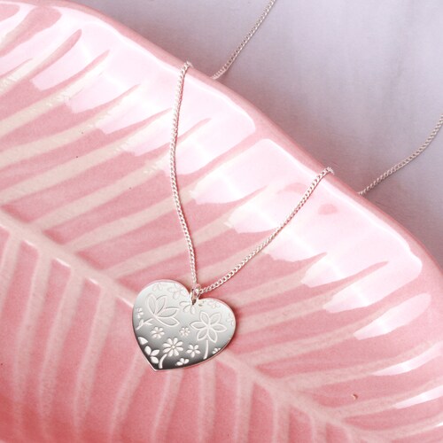 Dije corazón Querer de plata .925 con cadena ajustable de 50cm, Colección Querer, Joyería para Mujer de Anante Joyería.