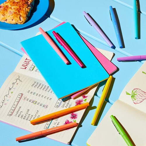 Plumígrafos Paper Mate Flair punta de fieltro perfumados 12pzas