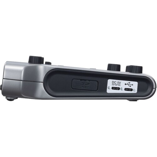 Grabadora de Audio ZOOM P4 4 entradas XLR/4 salidas audífonos/SDXC de hasta 512 GB