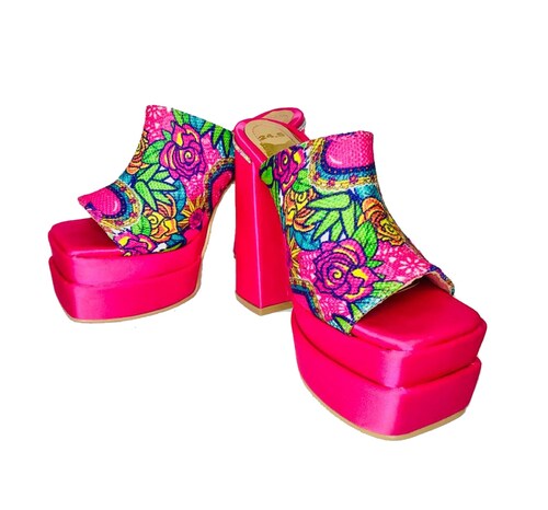 Zapatillas mujer tipo Bratz Sueco con plataforma, modelo a elegir.