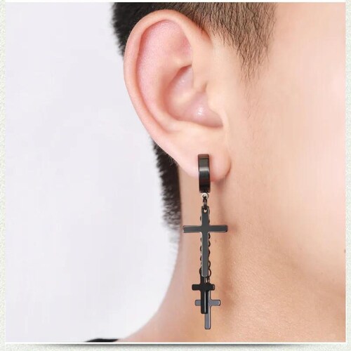 Piercing con Dijes de Cruz 