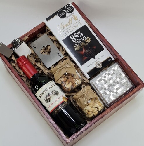 Arcón Regalo Vino Reservado Concha Y Toro Gourmet 
