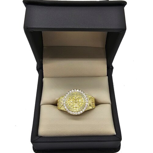 Anillo De San Benito Oro 10k-i Con Zirconia Suiza