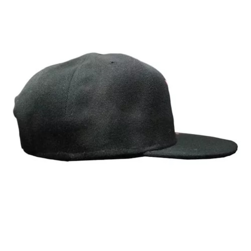 Gorra Cali Strong Snapback Flat Visor Negro-Rosa 362345