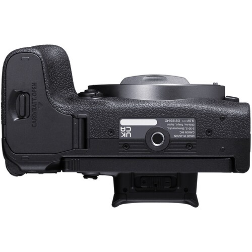 EOS R10 Kit con Lente RF-S 18-45mm f/4.5-6.3 IS STM