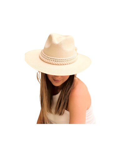 Sombrero para mujer artesanal de palma fina decorado con listón blanco y conchas