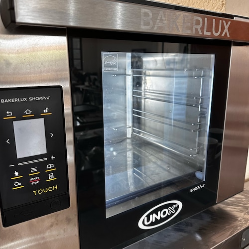 Horno de Convección con Humedad 4. UNOX ROSSELLA XAFT-04FS-ETDV