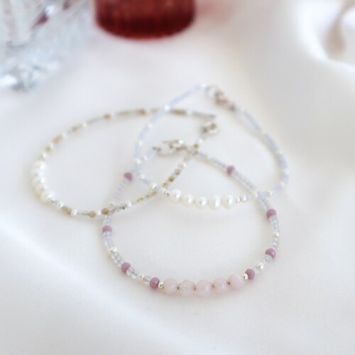 Pulsera de ágata azul natural, perla cultivada blanca y broche de plata .925, Joyería para Mujer de Anante Joyería
