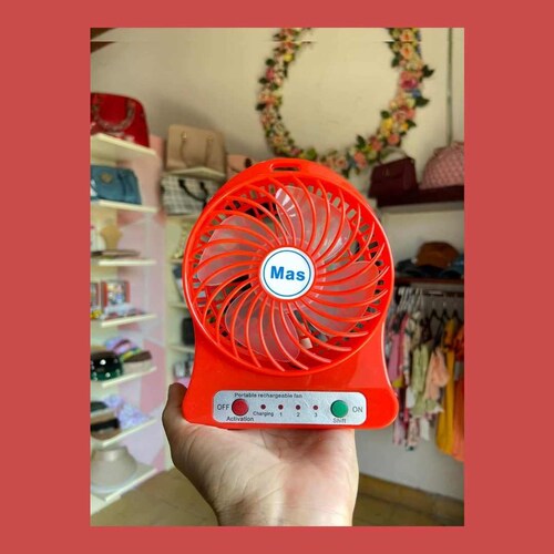 Ventilador Mini Portátil de Escritorio 3 Velocidades.