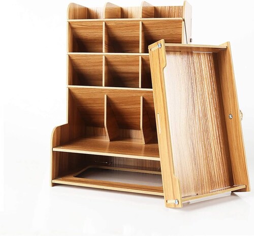 Organizador de escritorio de madera.
