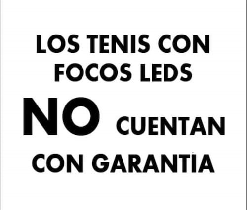 Tenis batman niño luces led superhéroe cómic 120-031 negro.