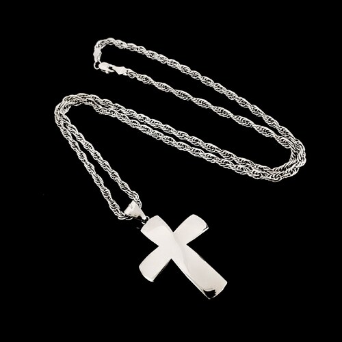 Cadena torzal y cruz de plata .925 con baño de rodio.