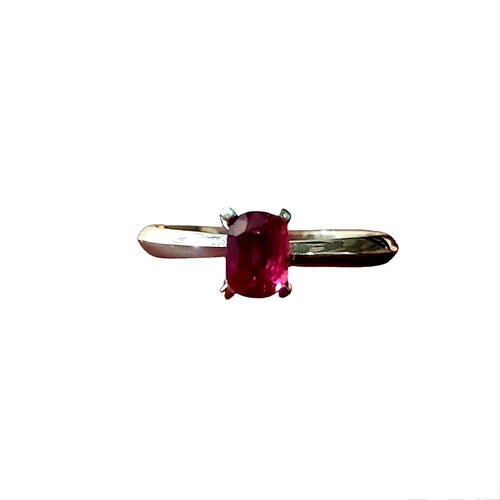 Anillo Rubi 0.50quilates Oro blanco