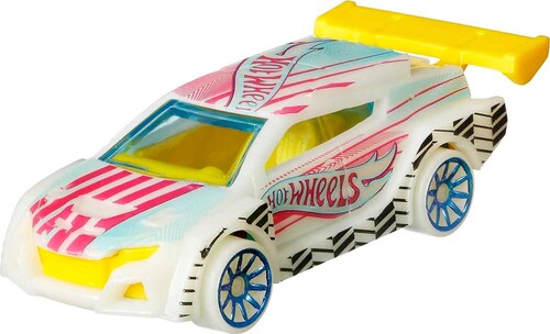Hot Wheels Monster Trucks Glow in The Dark Multipack Vehículos de Juguete .